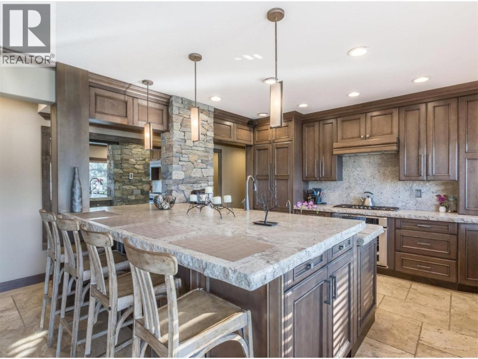 15010 & 15020 Tamarack Drive photo 5