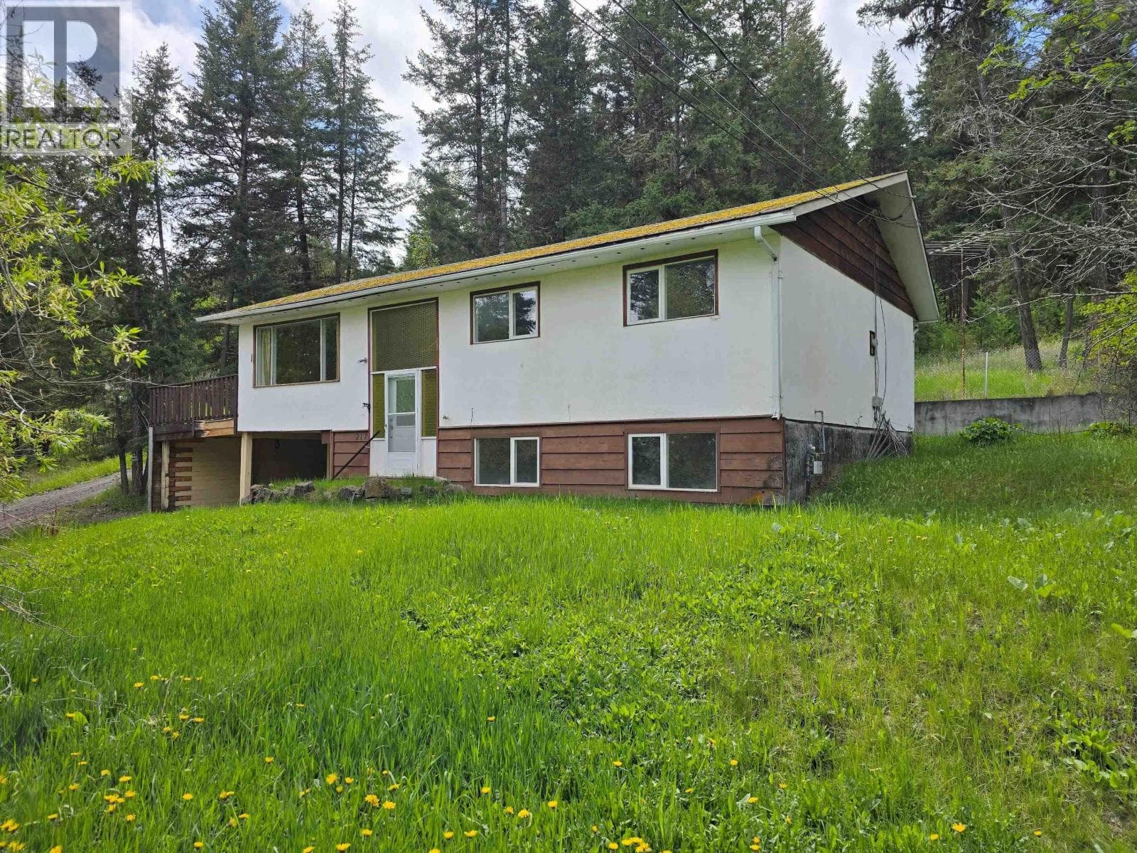 4 bed 2 bath single family at 217 MOUNTVIEW DRIVE — $370,000