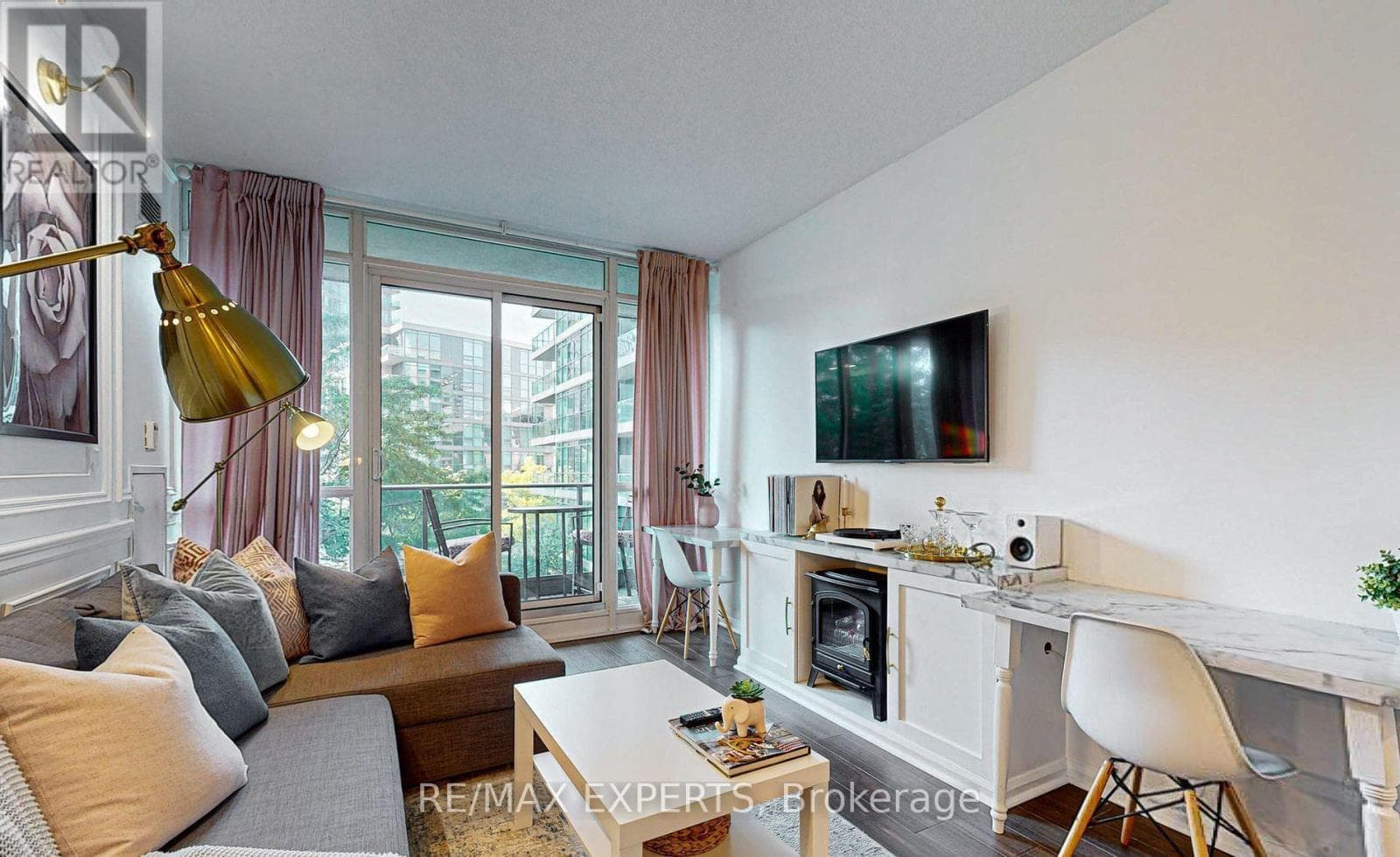 355 - 209 FORT YORK BOULEVARD photo 3