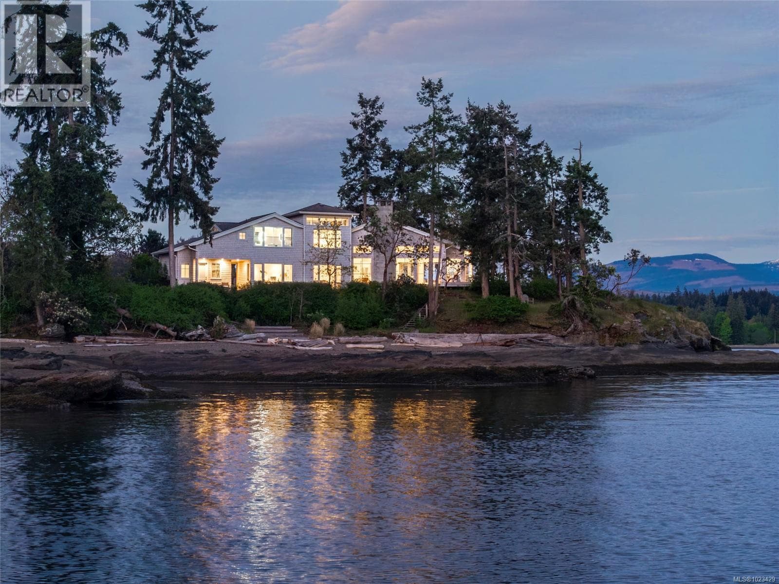 3 bed 4 bath single family at 1341 Madrona Dr — $4,995,000