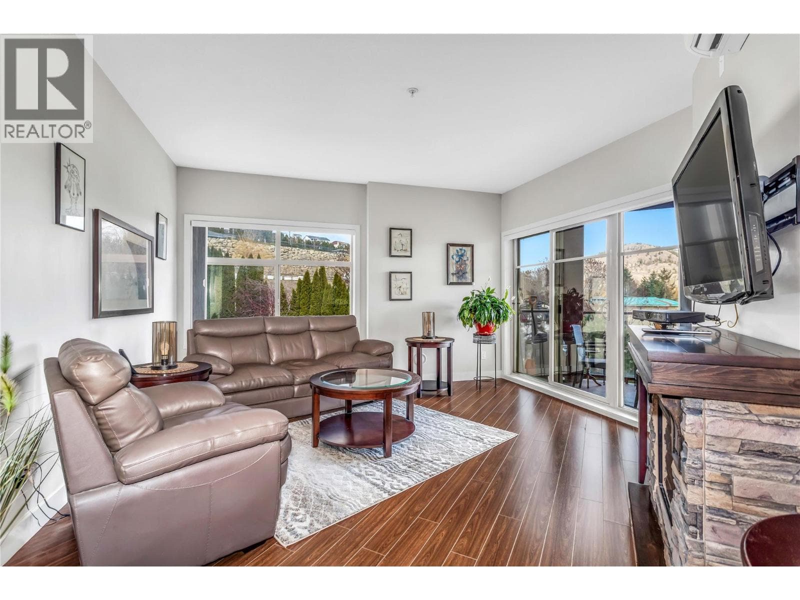 3205 Skyview Lane Unit# 409 photo 2