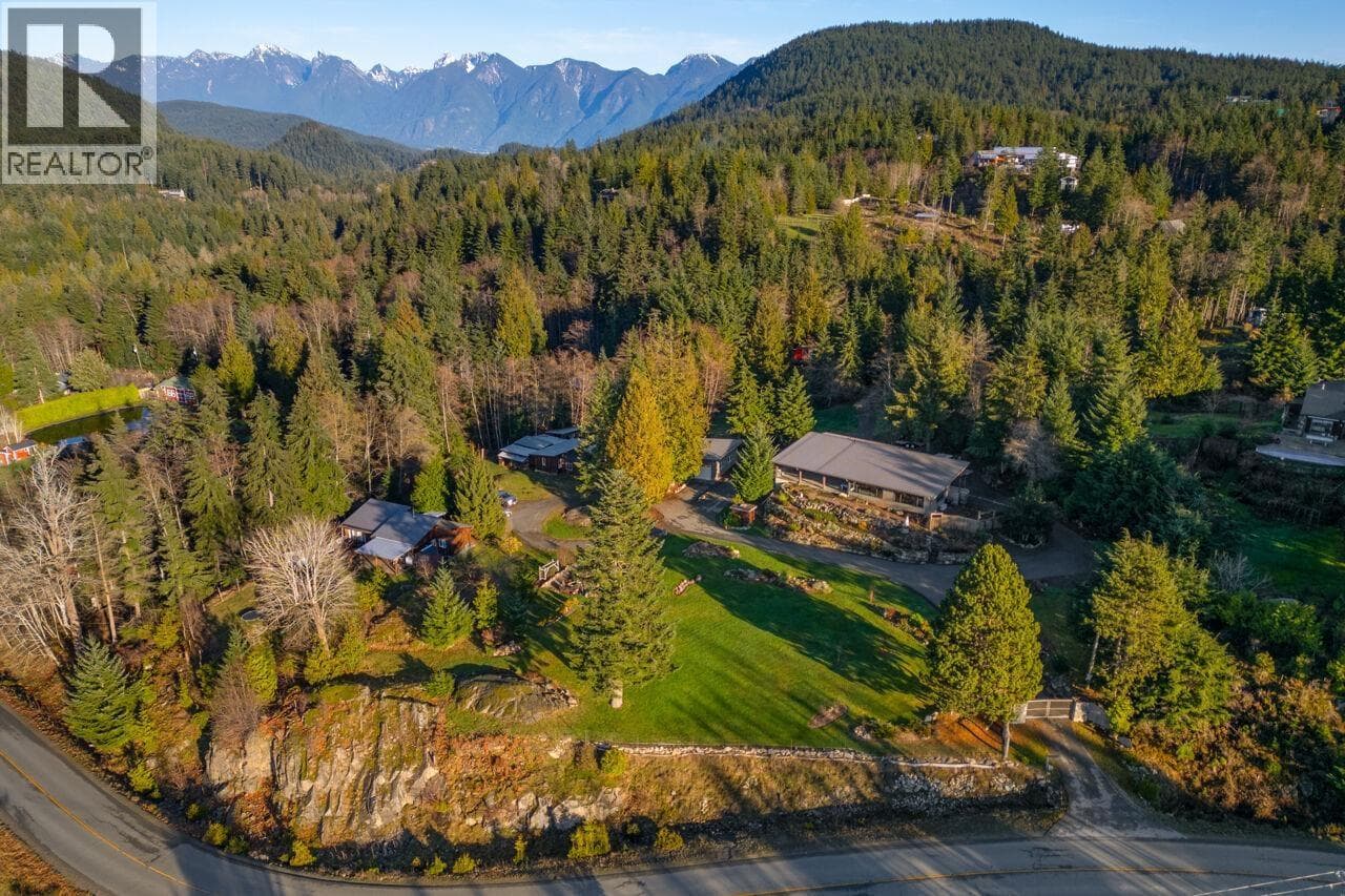 465 SUNSET ROAD photo 3