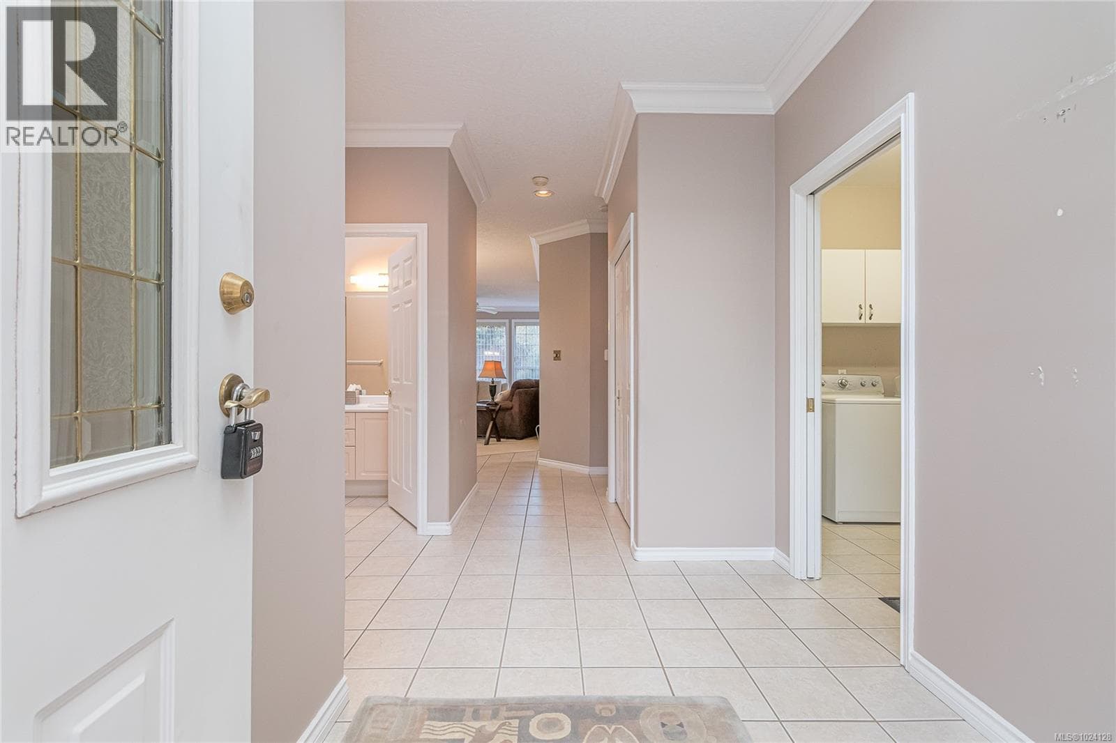 34 2979 River Rd photo 5