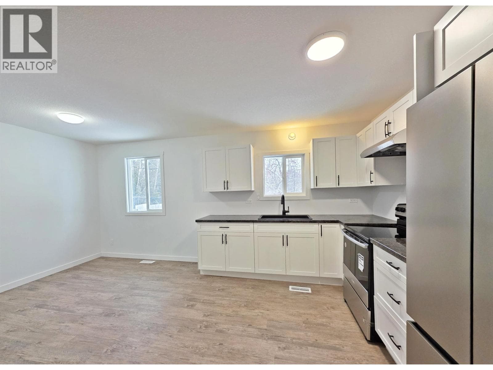 3982 BULOVA ROAD photo 5