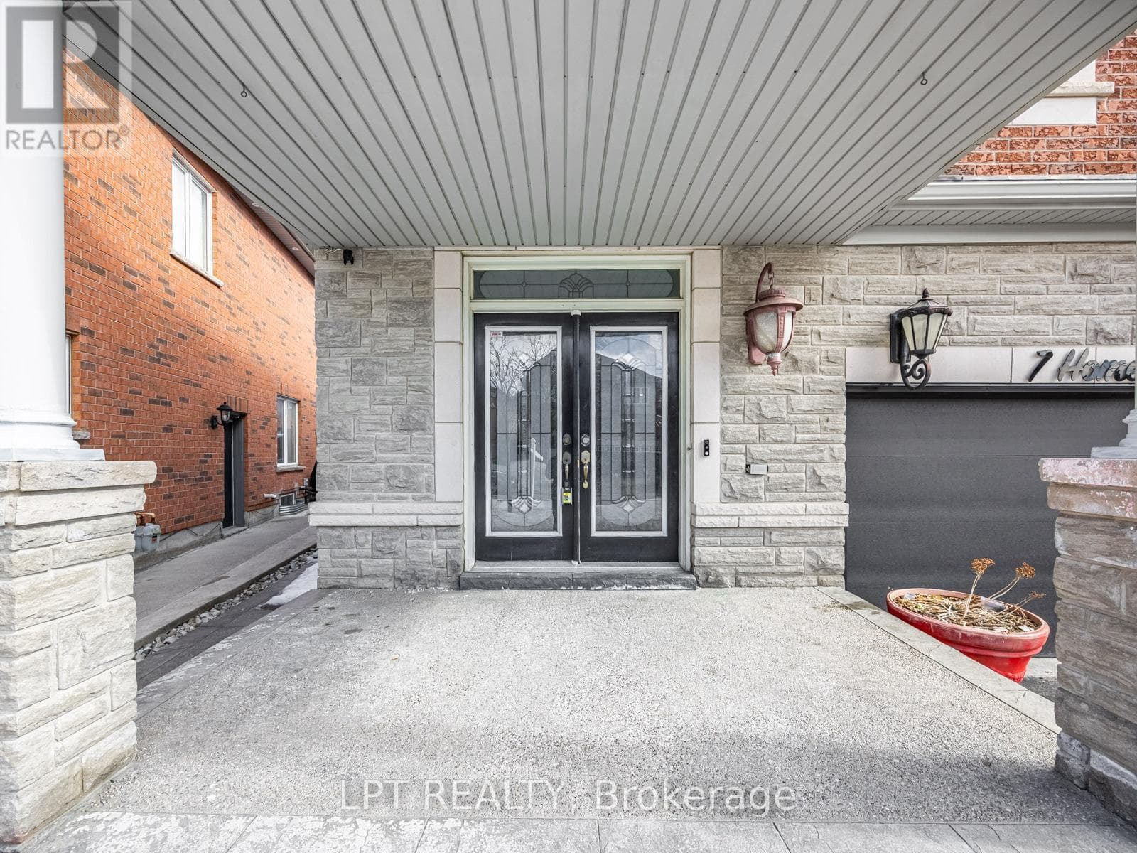 7 HOMEVIEW ROAD photo 4