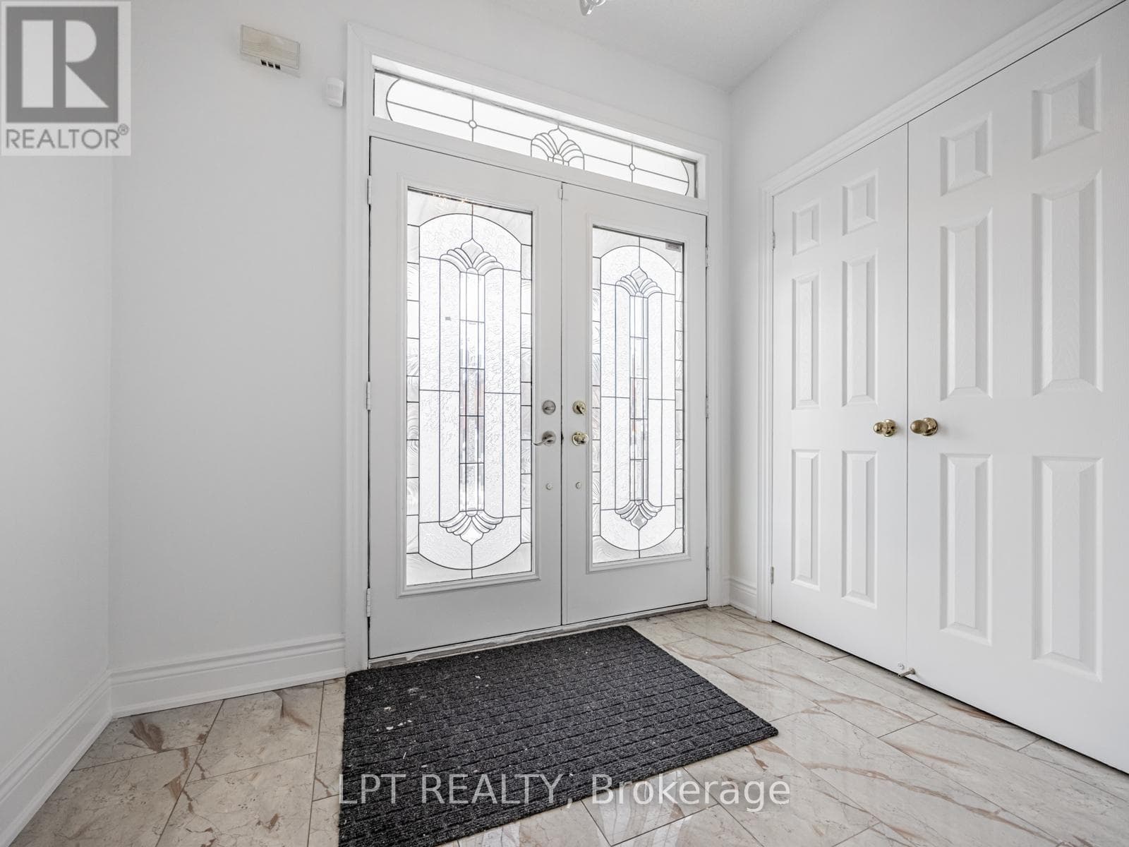 7 HOMEVIEW ROAD photo 5