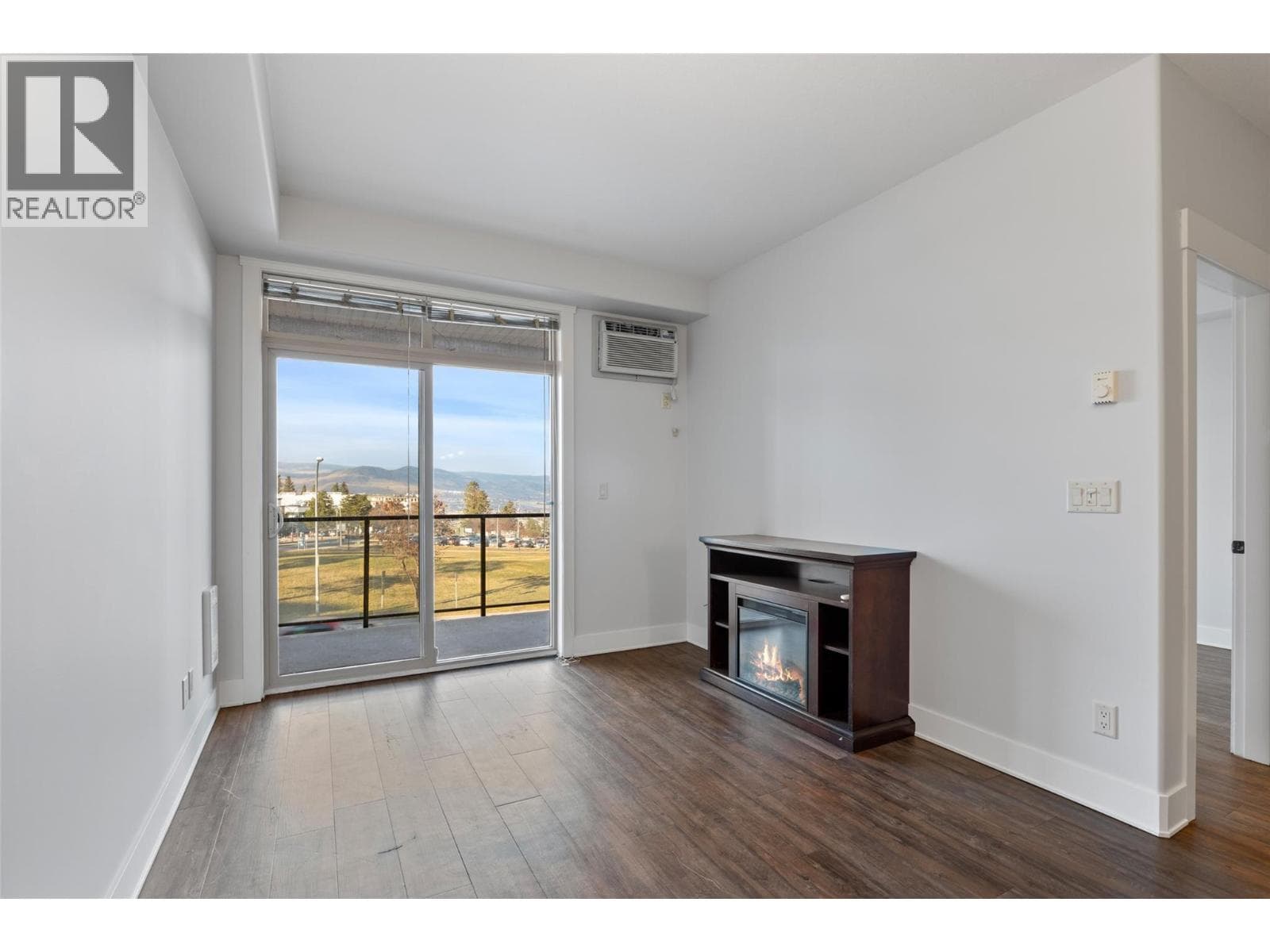 775 McGill Road Unit# 202 photo 4