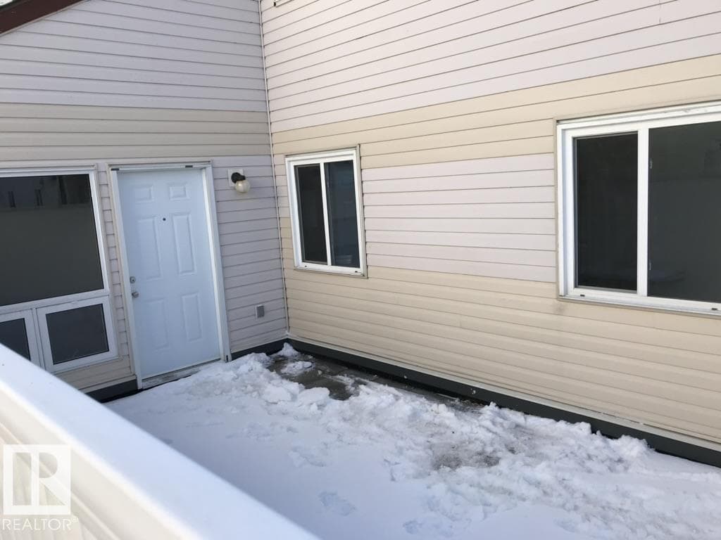 23 Lancaster TC NW photo 3