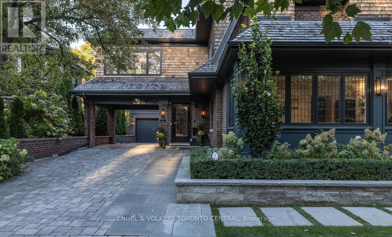 1 BRYCE AVENUE photo 2