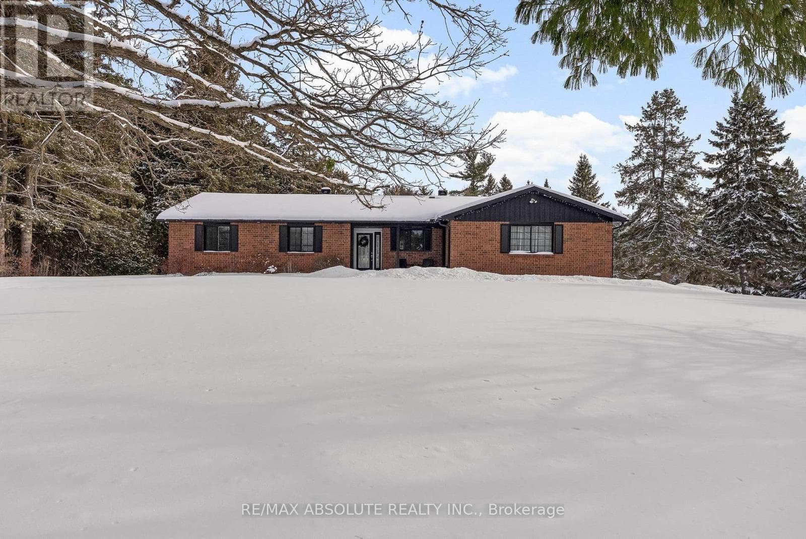 131 BURNS DRIVE photo 2