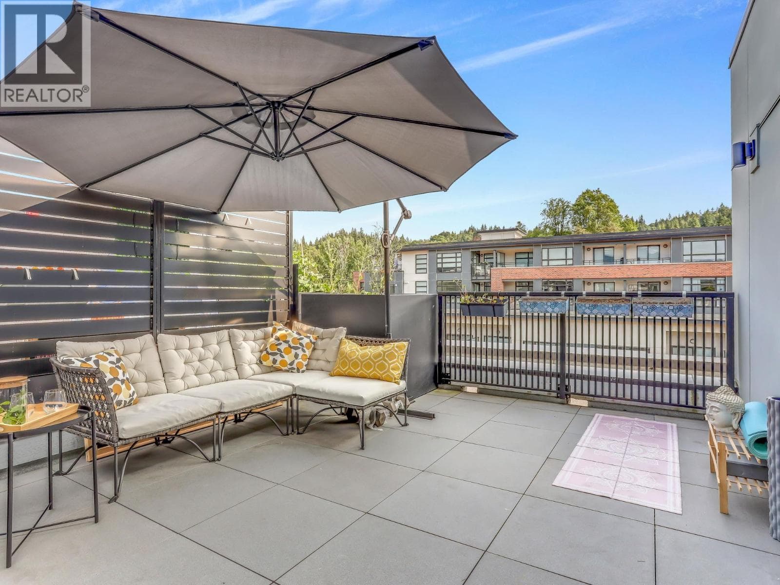 3 bed 3 bath single family at 3 83 MOODY STREET — $1,198,000