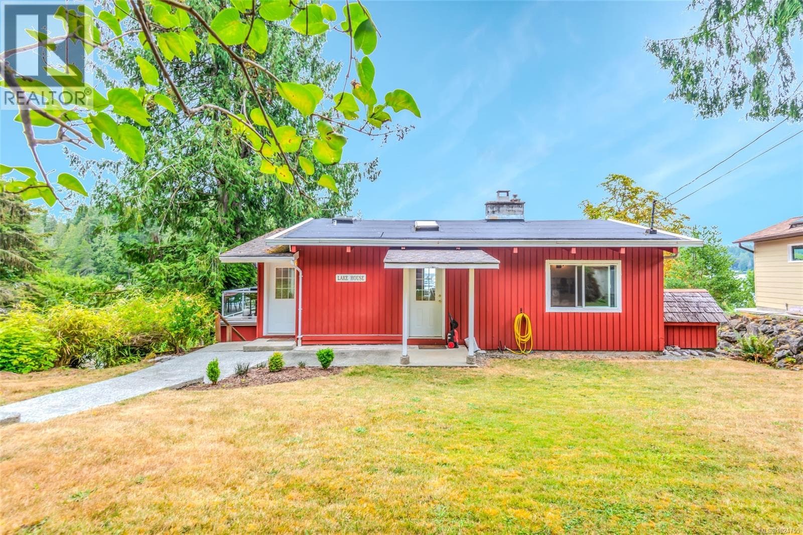 10135 Klitsa Dr photo 3