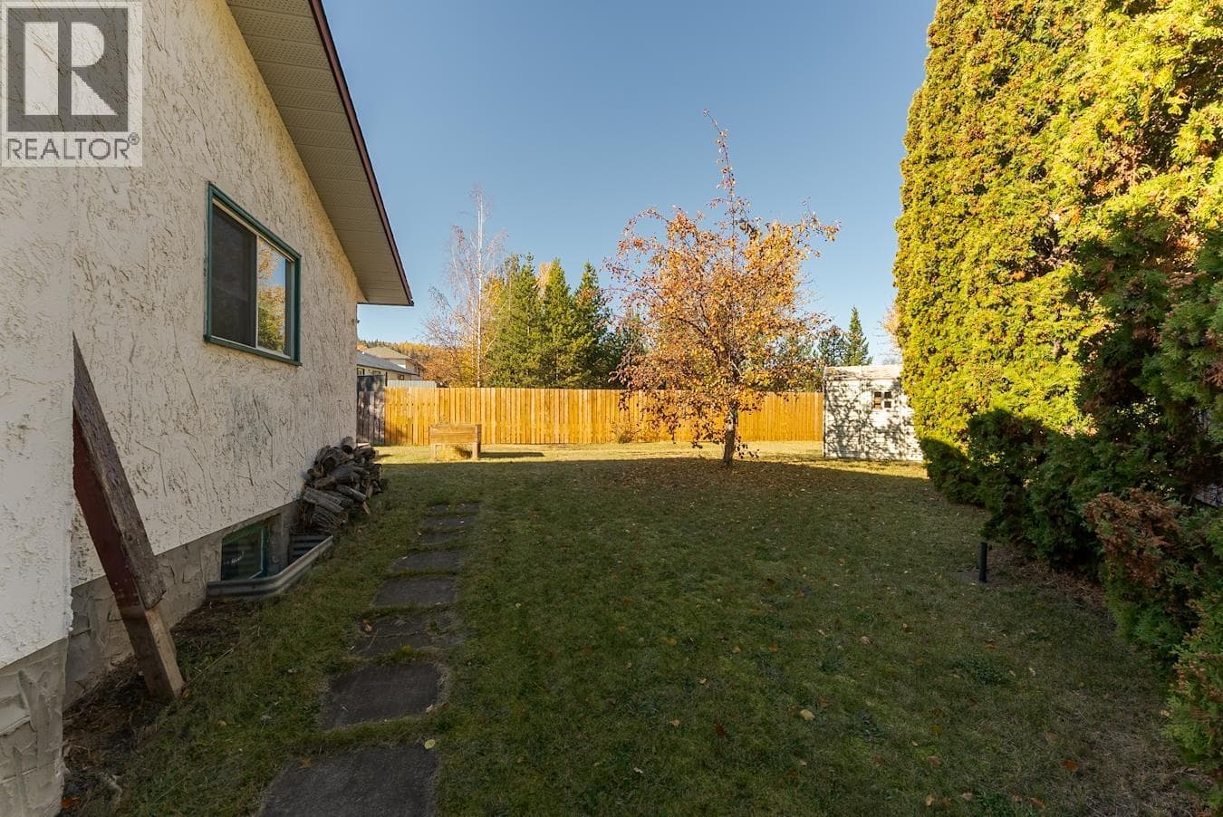 3639 GOULD CRESCENT photo 4