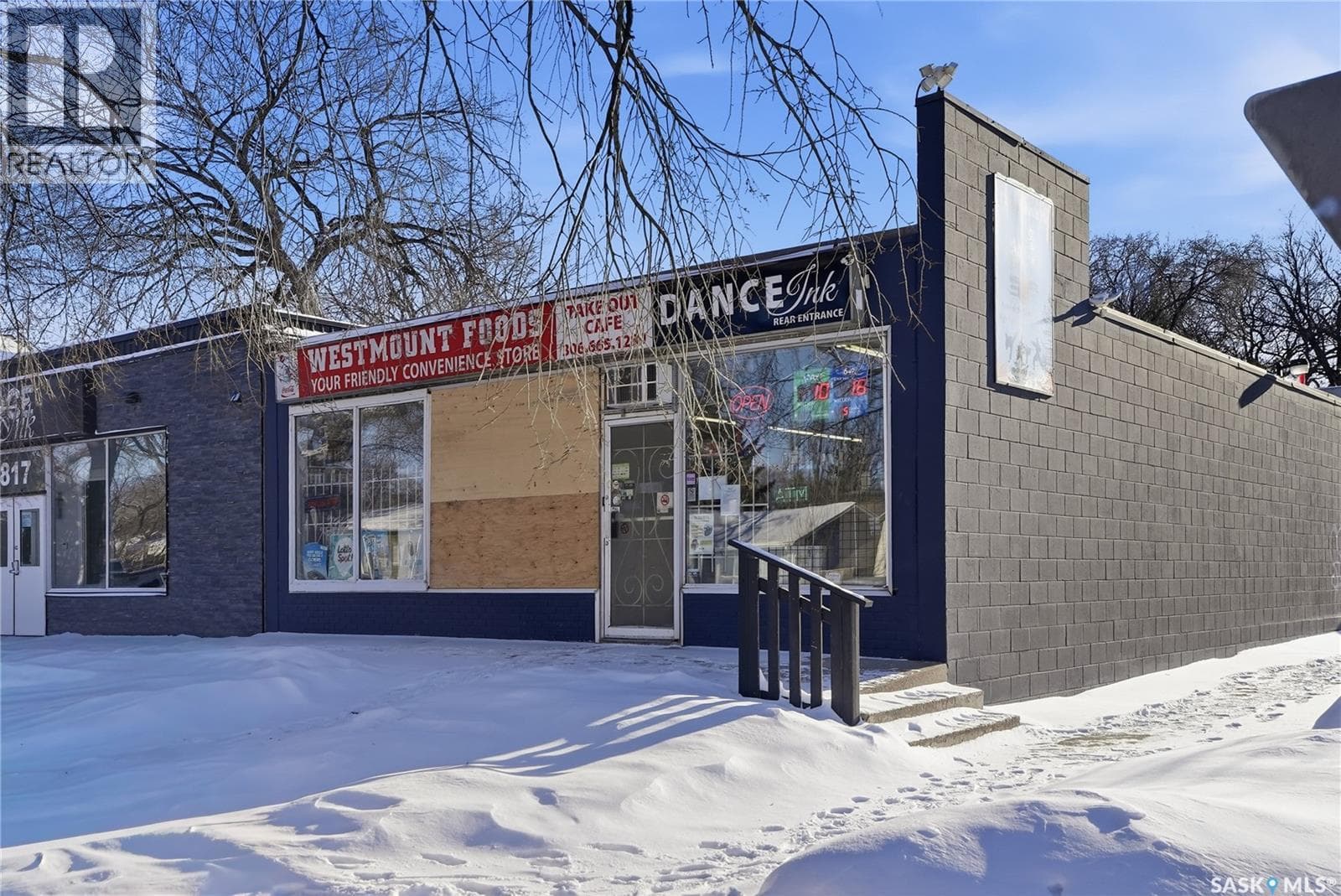 819 29th STREET W
