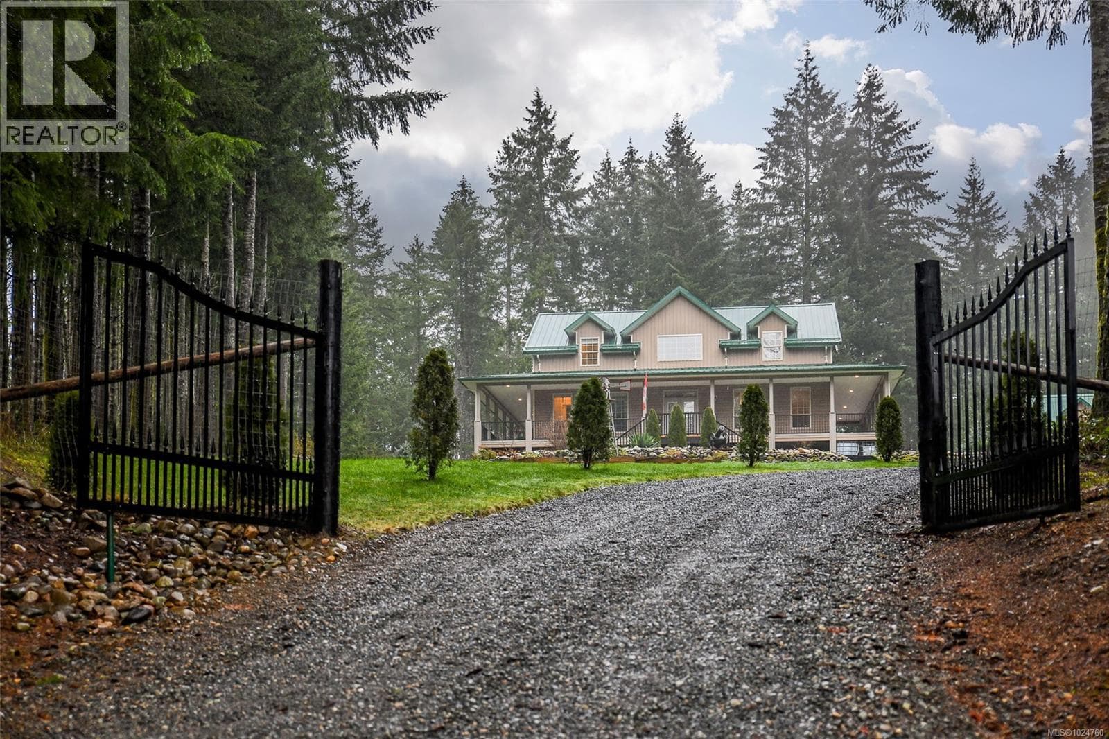 3 bed 4 bath single family at 3997 MacAulay Rd — $1,525,000