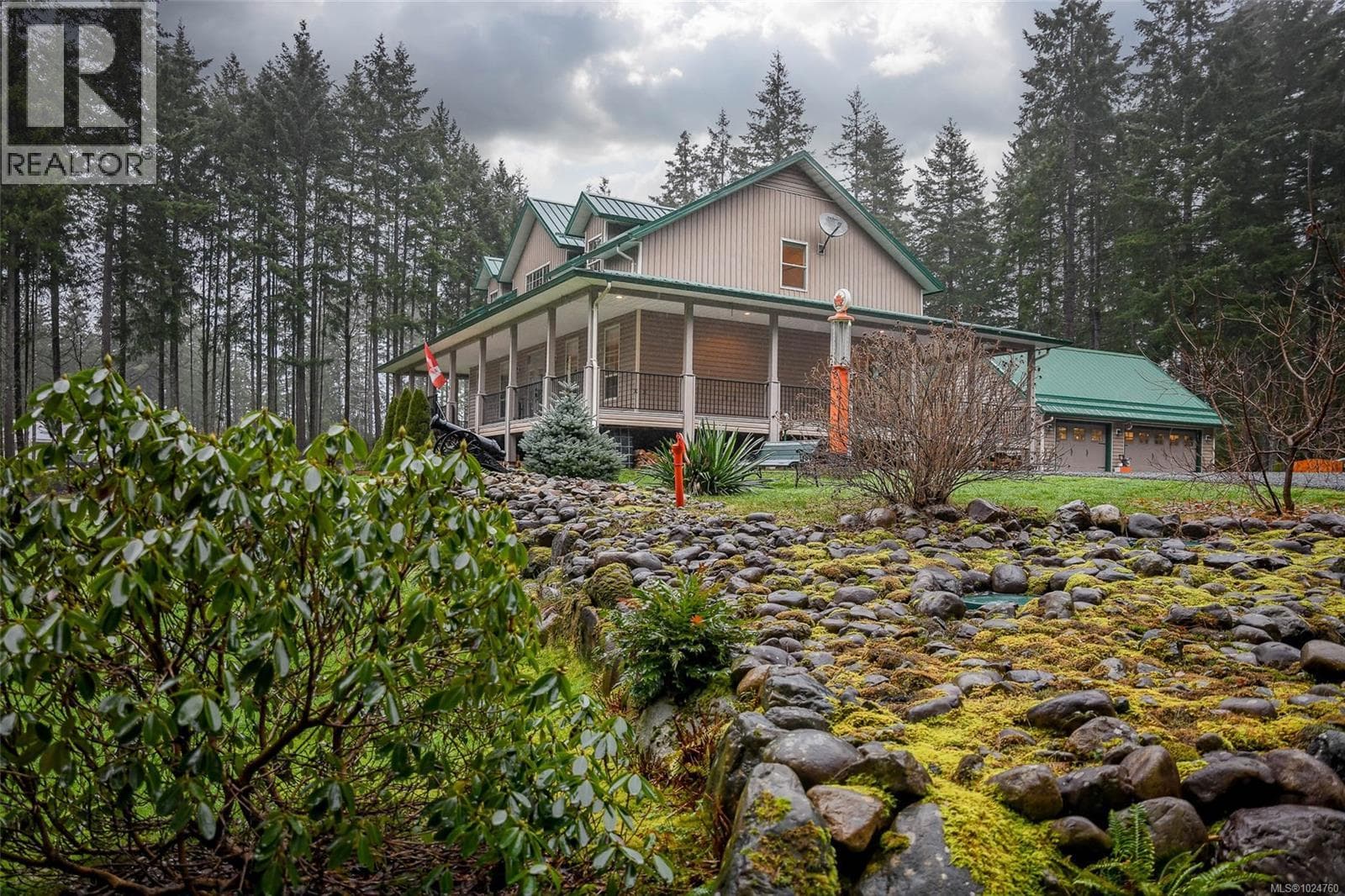 3997 MacAulay Rd photo 3