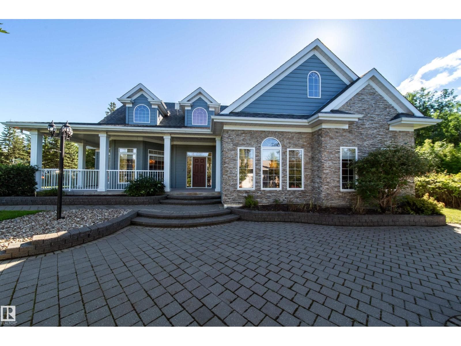 2A Silver Beach RD