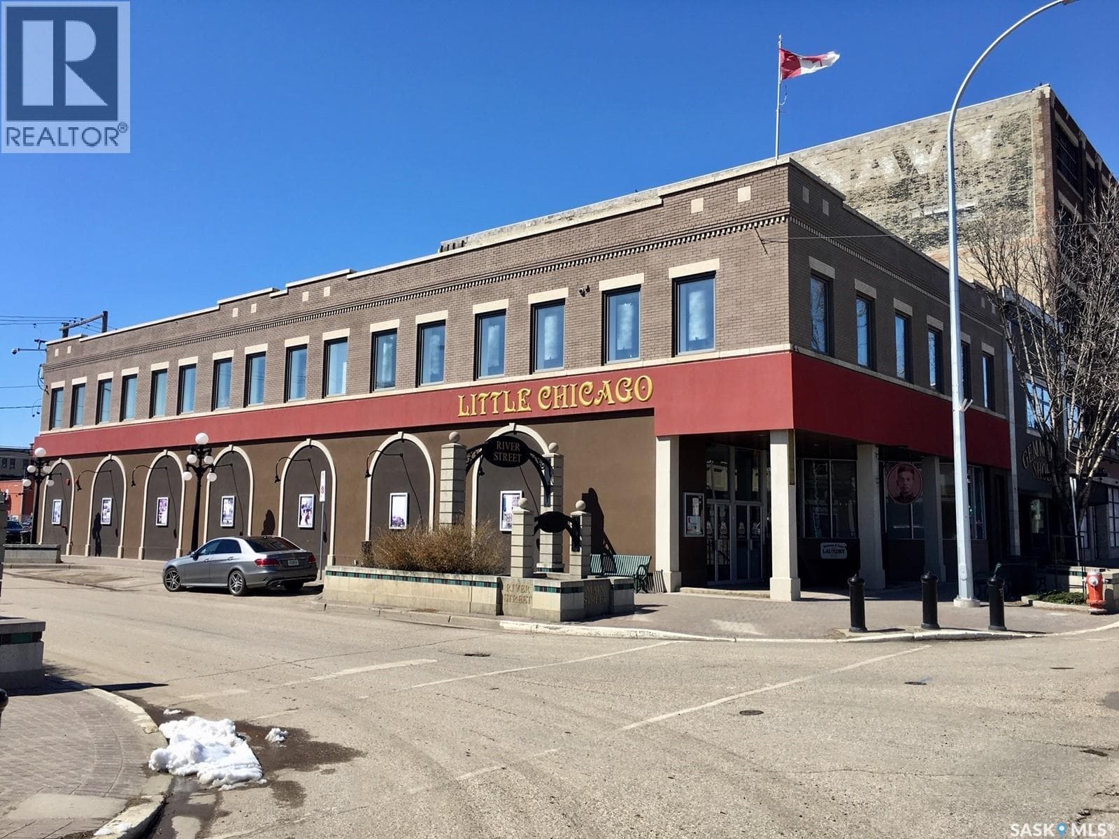 108 MAIN STREET N
