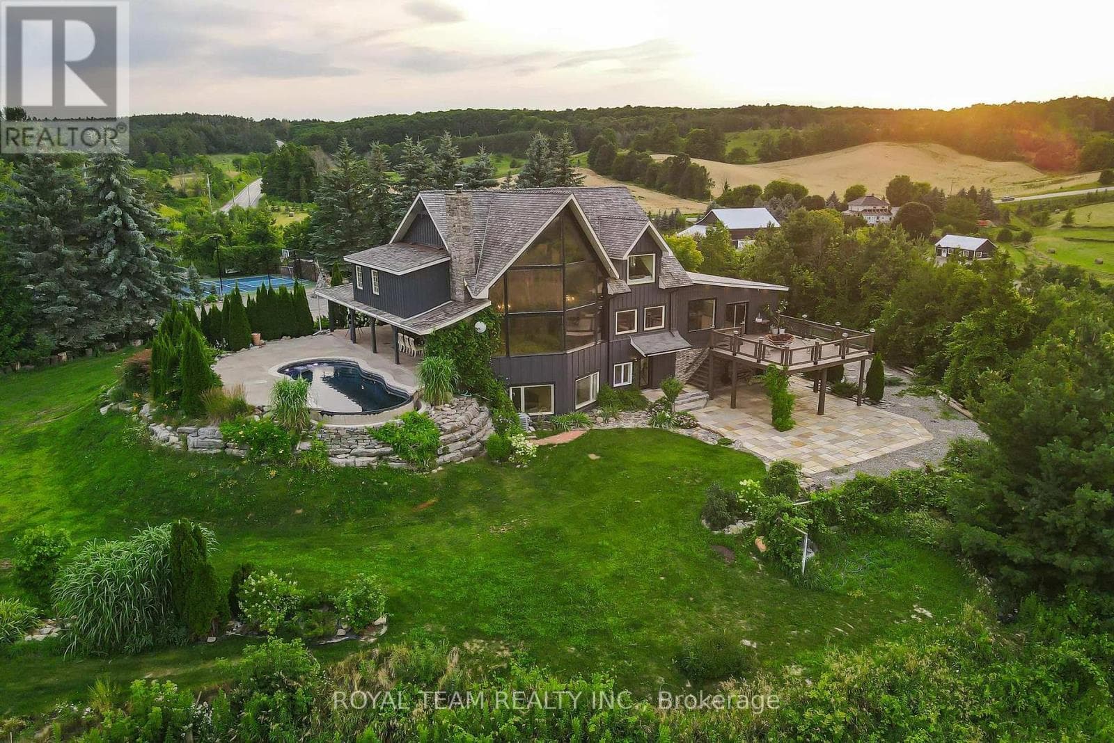 6 bed 6 bath single family at 388303 SIDEROAD 20 SIDE ROAD — $2,770,000