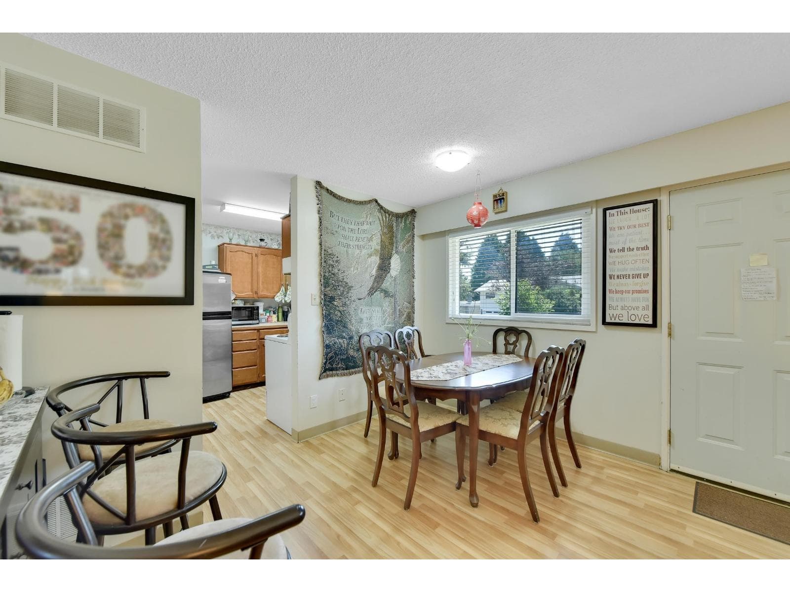 15835 RUSSELL AVENUE photo 3