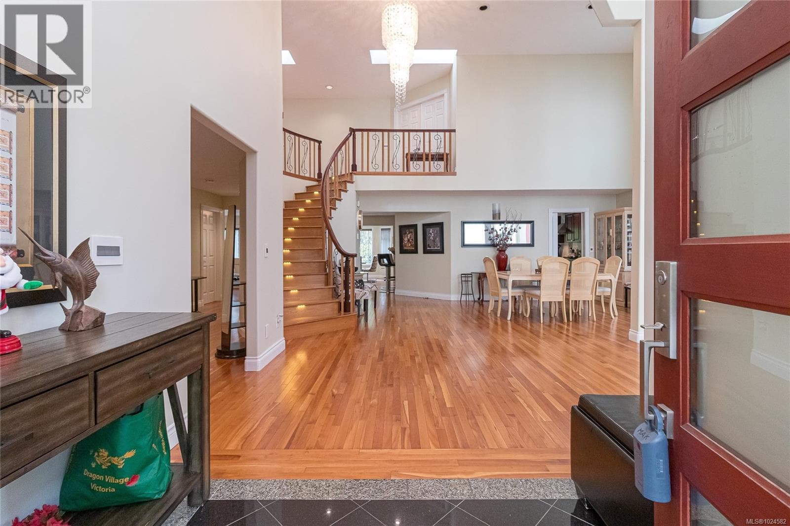812 Dalewood Lane photo 3