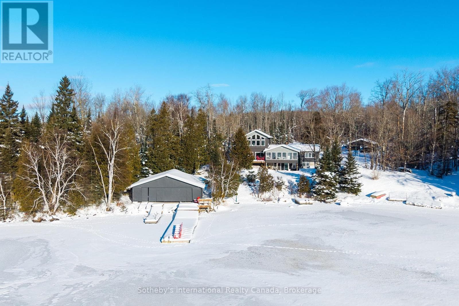 5 bed 4 bath single family at 126 CHAPMAN DRIVE SE — $1,749,000