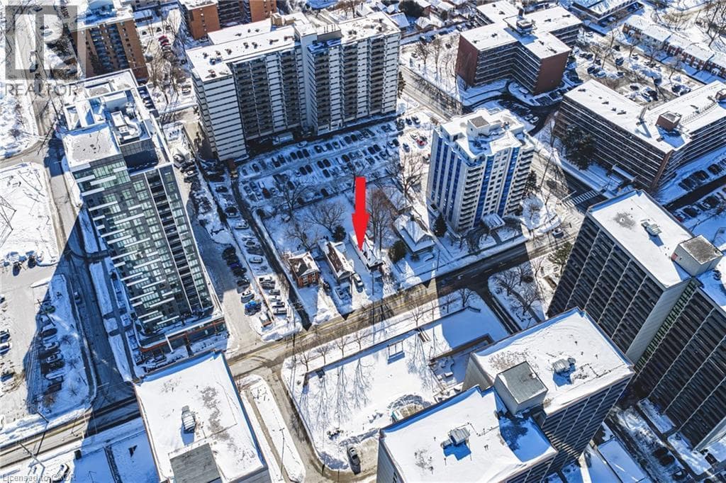 1286 ONTARIO Street photo 2