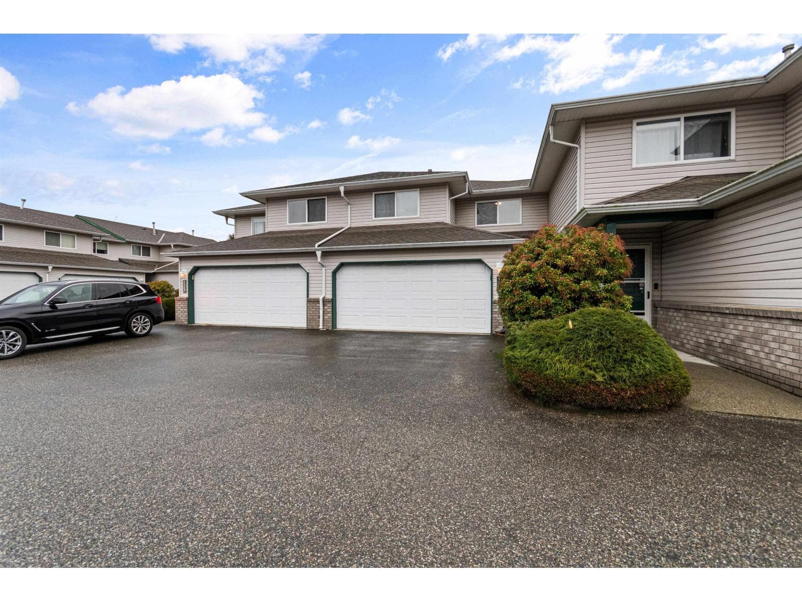 122 5765 VEDDER ROAD, Garrison Crossing photo 2