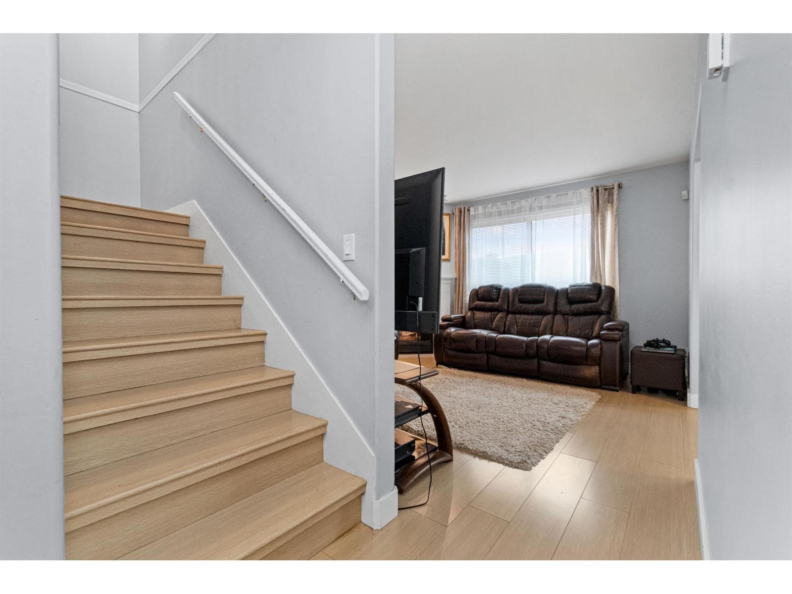122 5765 VEDDER ROAD, Garrison Crossing photo 4