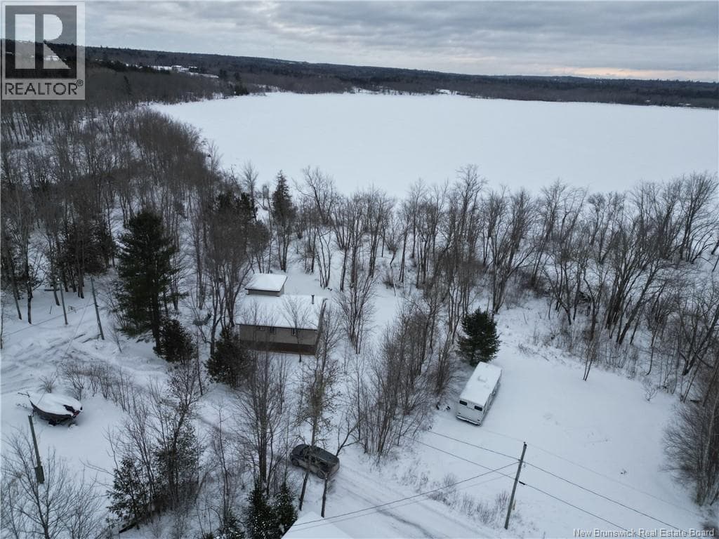 Vacant Lot Mill Crescent photo 4
