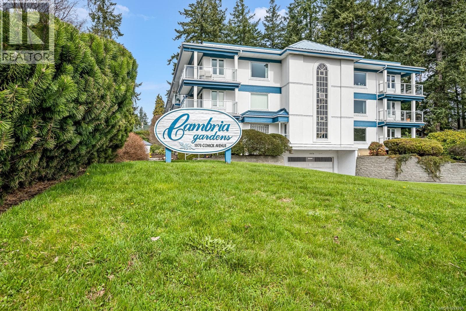 2 bed 2 bath single family at 104 1970 Comox Ave — $389,900