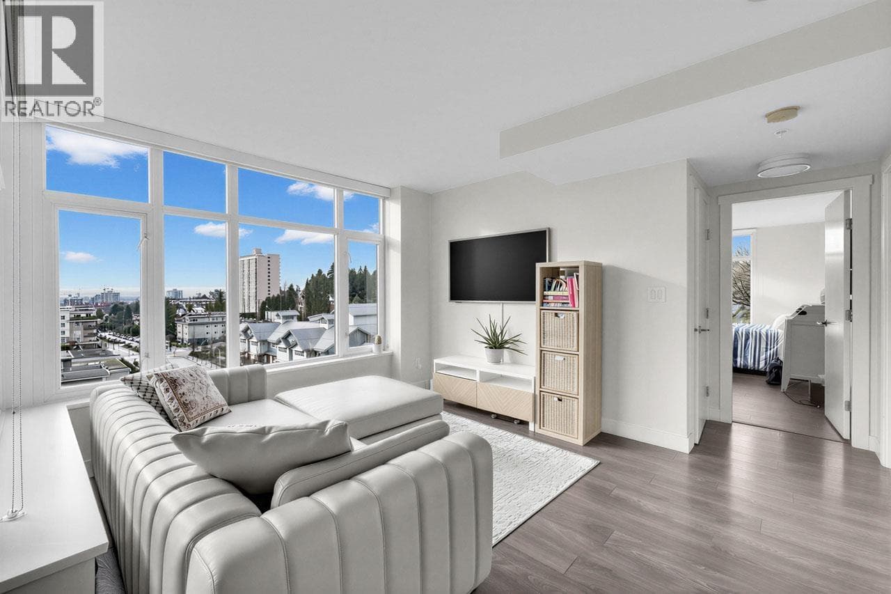 905 188 AGNES STREET photo 4