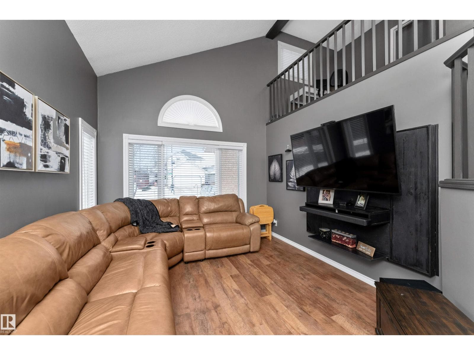 5628 188A ST NW photo 2