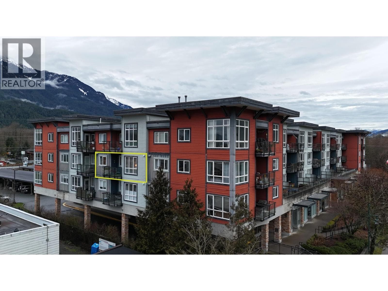 303 40437 TANTALUS ROAD photo 2