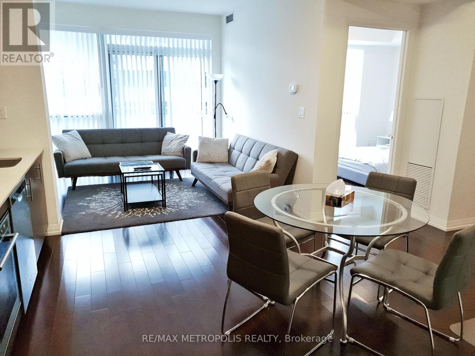 1 bed 1 bath single family at 2117 - 460 ADELAIDE STREET E — $490,000