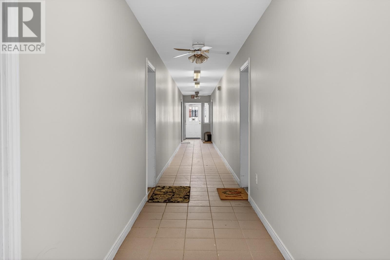 125 Lady Slipper Drive N photo 4