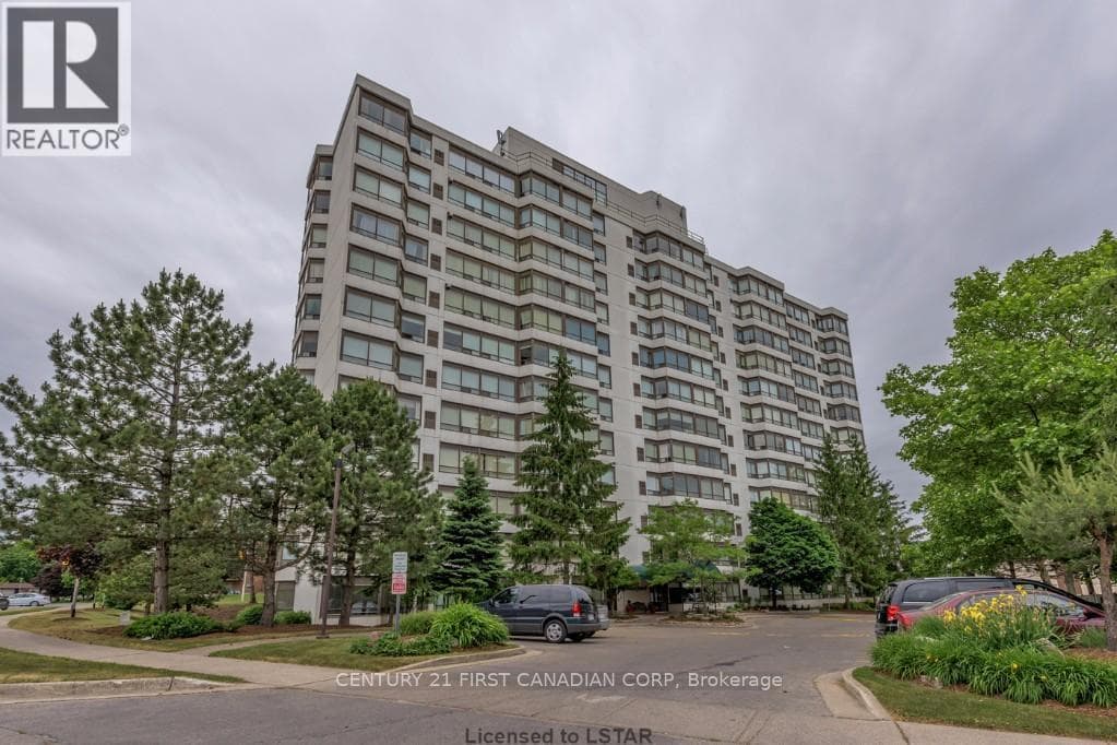 3 bed 2 bath single family at 803 - 744 WONDERLAND ROAD S — $374,900