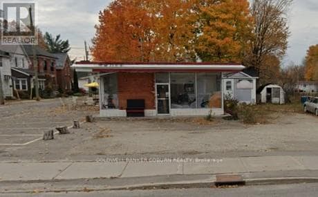34 WILSON STREET W photo 2