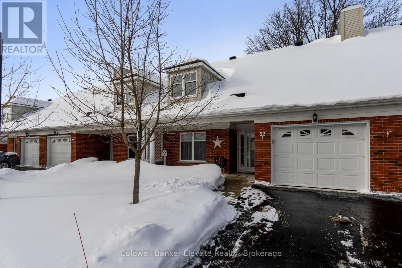 36 - 2705 KINGSWAY DRIVE photo 3