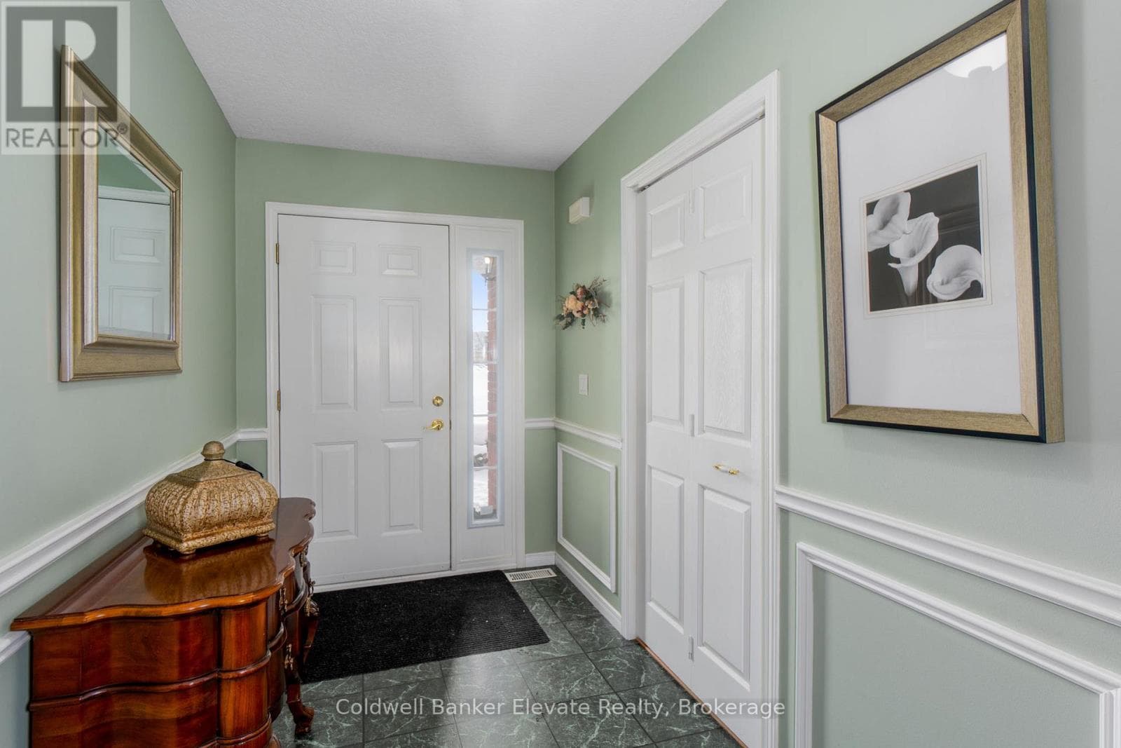 36 - 2705 KINGSWAY DRIVE photo 5