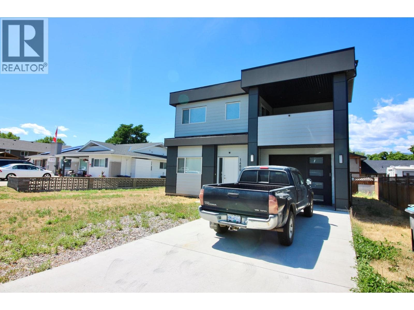 1480 Inkar Road photo 2