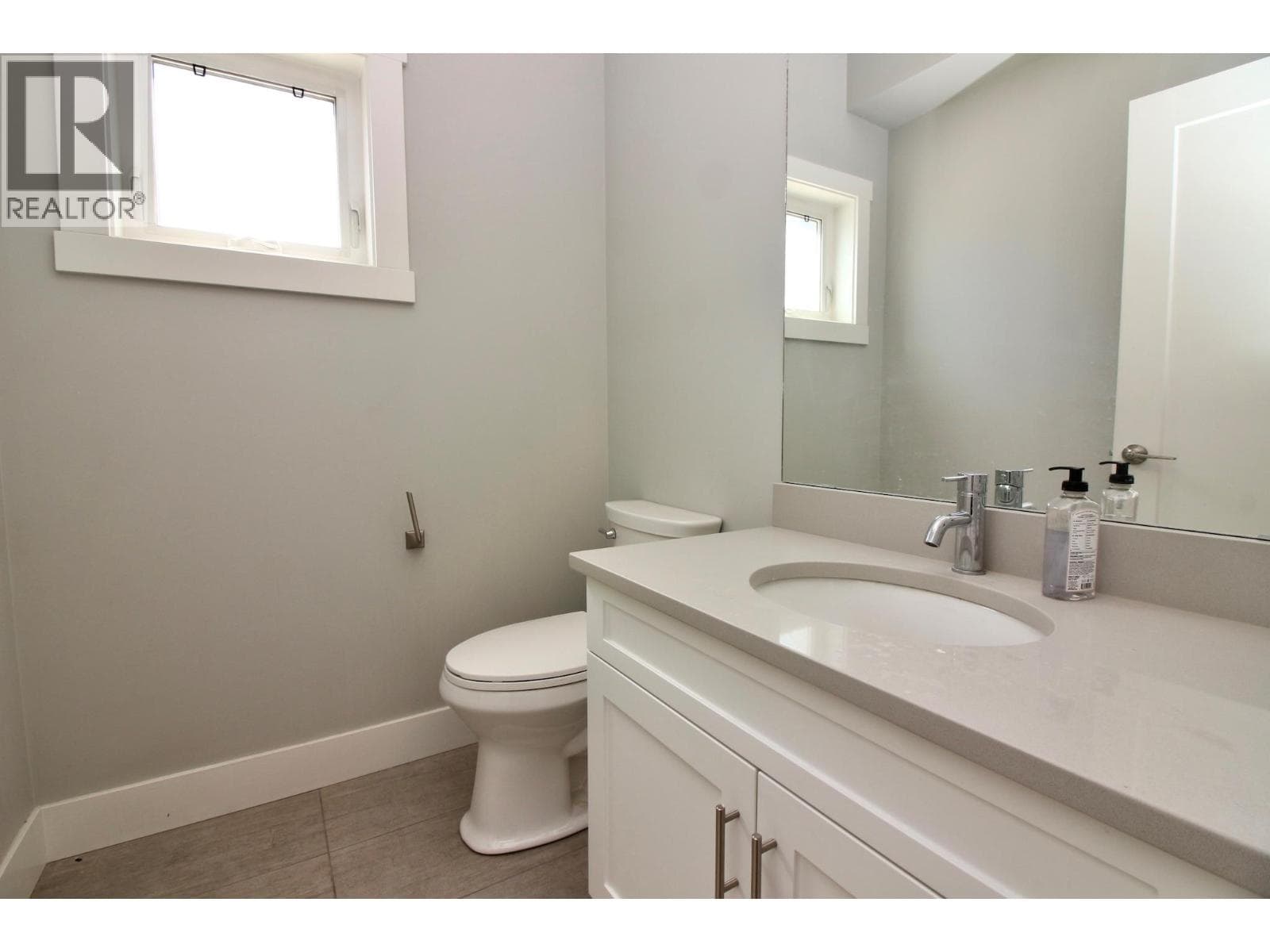 1480 Inkar Road photo 4