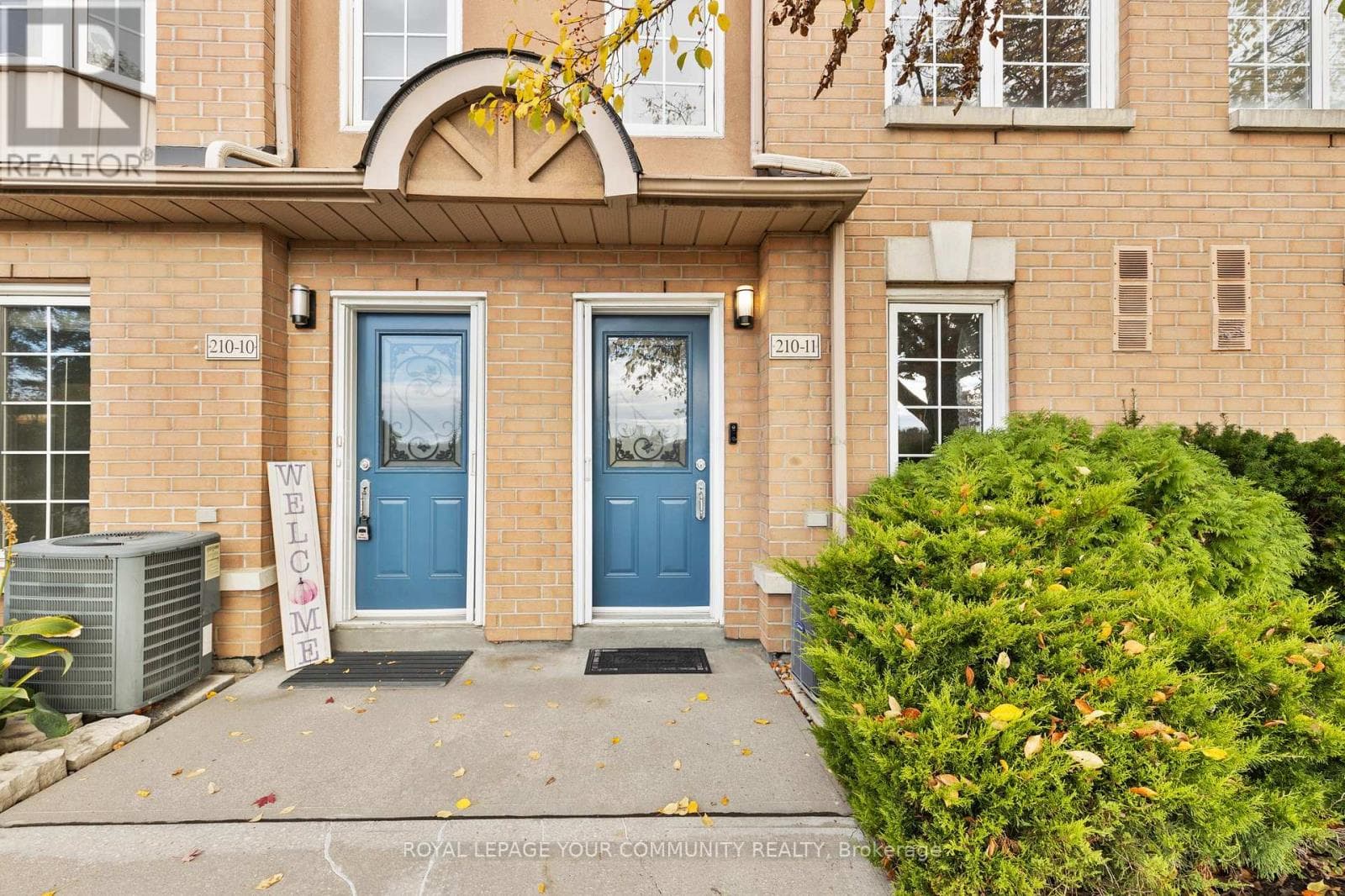 11 - 210 MANITOBA STREET photo 2