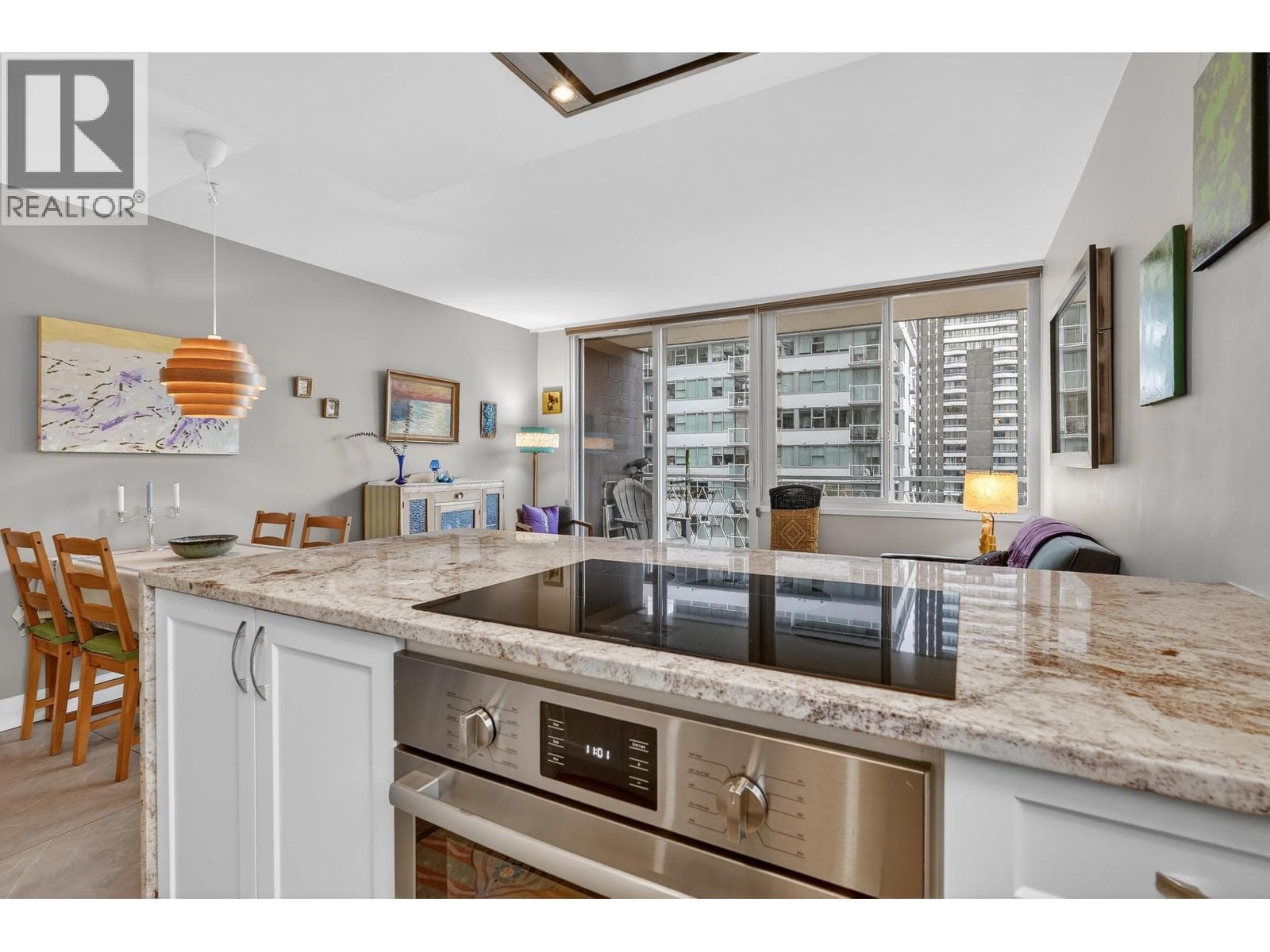 402 1100 HARWOOD STREET photo 4