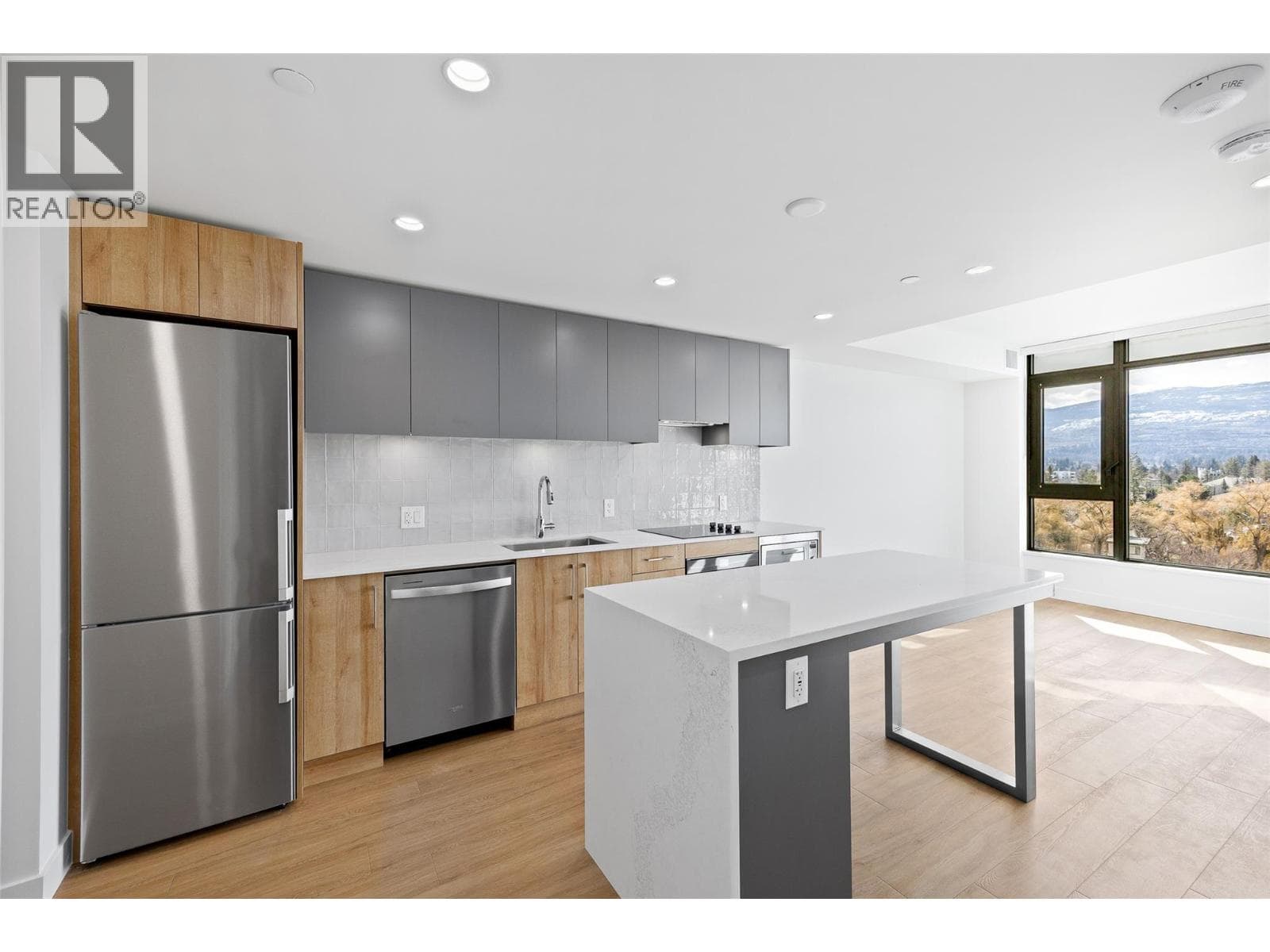 3699 Capozzi Road Unit# 705 photo 3