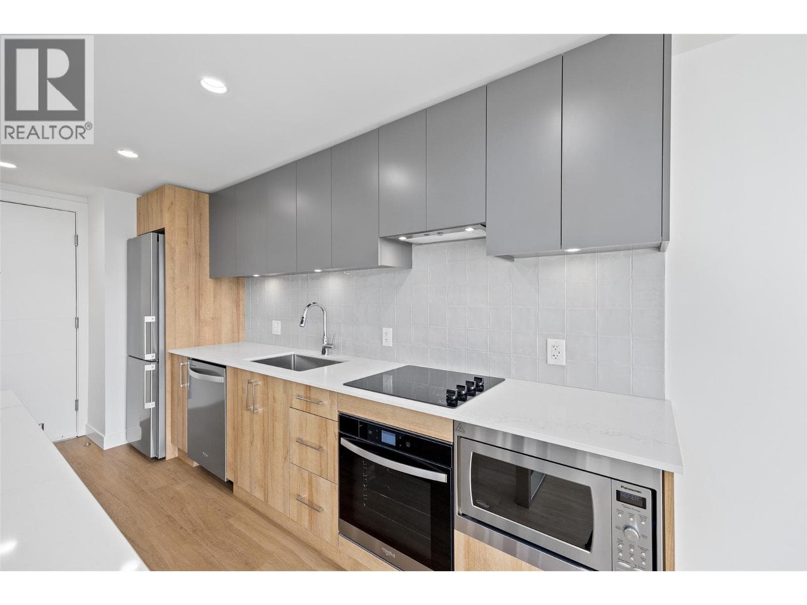 3699 Capozzi Road Unit# 705 photo 4