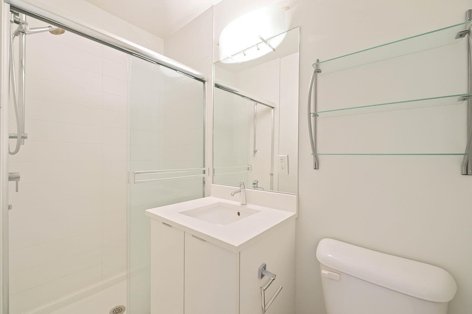 410 13678 GROSVENOR ROAD photo 4