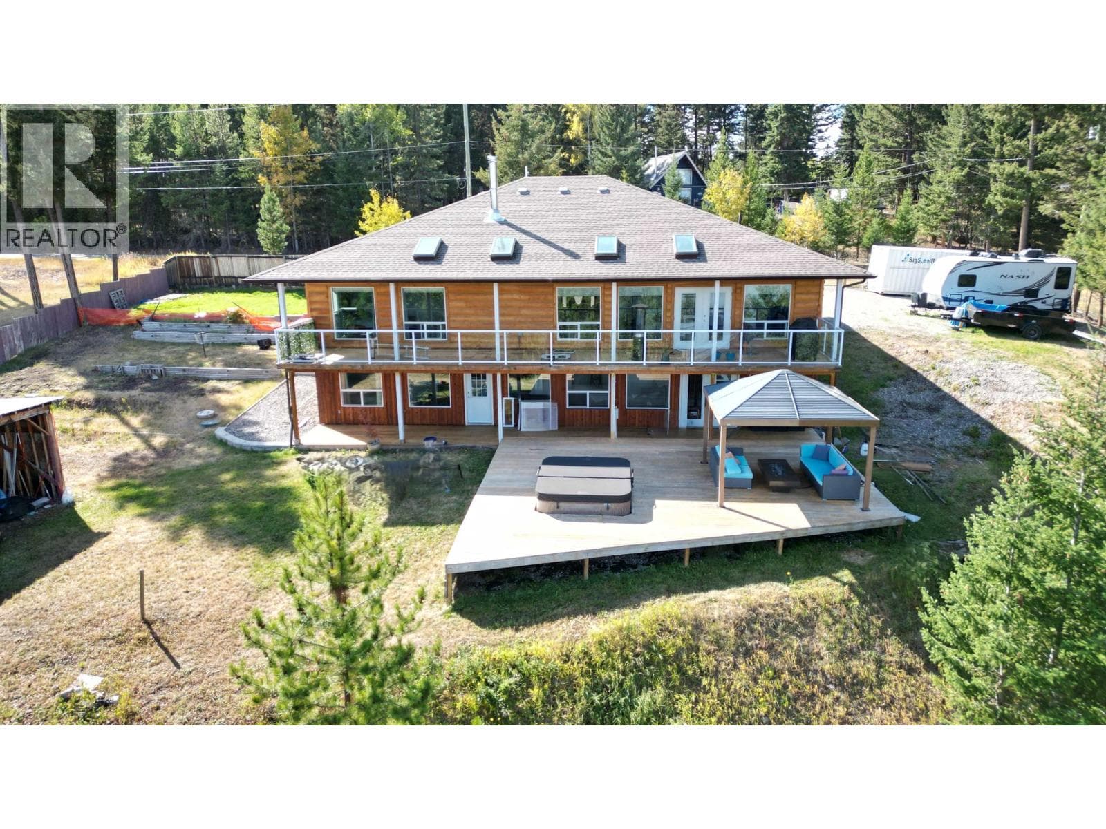 4849 BRYAN CRESCENT photo 3