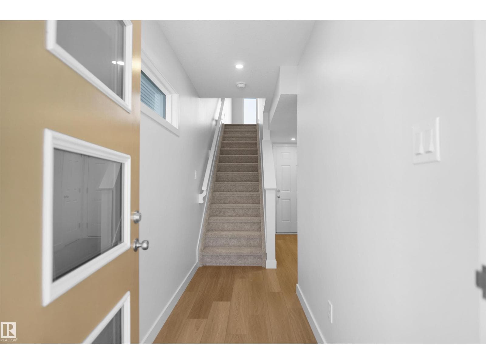 21225 131A AV NW photo 3