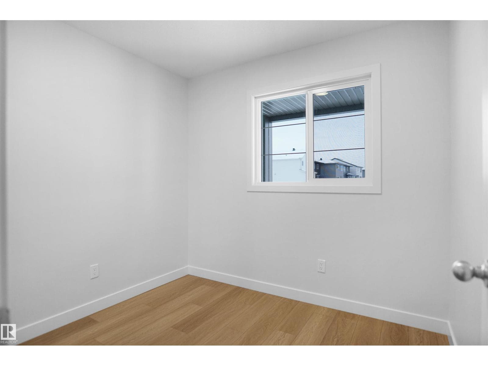 21225 131A AV NW photo 4
